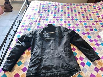 Giubotto nuovo con protezioni