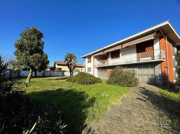 VILLA SINGOLA A BOFFALORA SOPRA TICINO