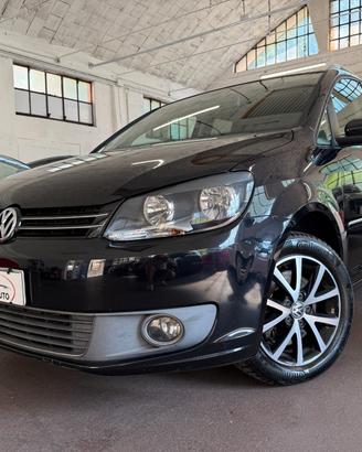 Volkswagen Touran 2.0 TDI 170 CV DSG - CINGHIA OK
