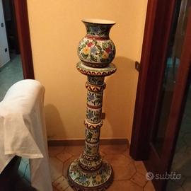 vaso con colonna 
