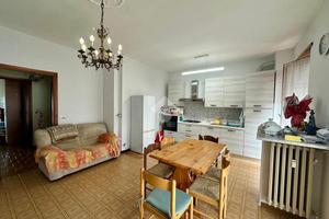 3 LOCALI A BORGARO TORINESE