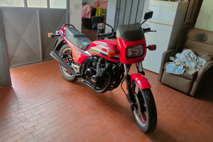 Kavasaki gpz 550 anno 1983