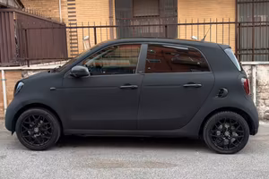 Smart four four turbo allestimento brabus 453
