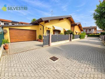 Villa di 130 m² con 4 locali e box auto doppio a B