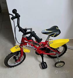 Bicicletta per bambino primi passi