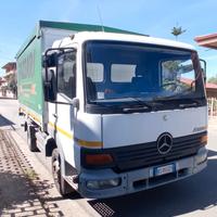 CAMION MERCEDES PER TRASPORTO MERCE 