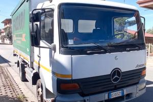 CAMION MERCEDES PER TRASPORTO MERCE 