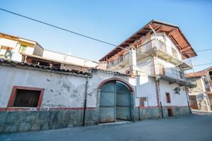 CASA SEMINDIPENDENTE A SALASSA