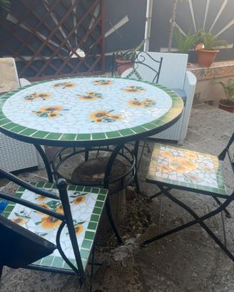 Tavolo giardino con 4 sedie per 4 persone