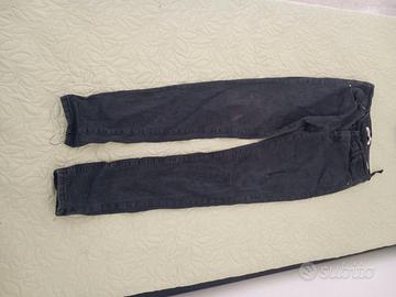 pantaloni tutine 15 euro