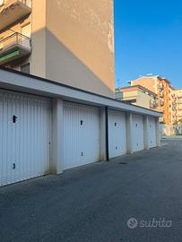 Garage di nuova costruzione a Casteggio