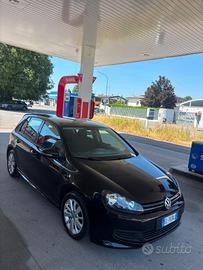 Volkswagen Golf 1.6 TDI DPF 5p. Sport Edition