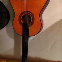 chitarra classica.. praticamente nuova! 