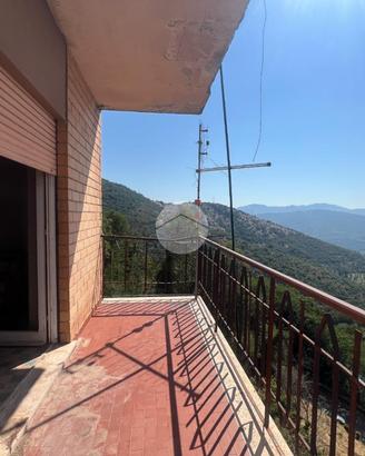 3 LOCALI A SAN POLO DEI CAVALIERI