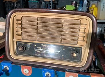 radio d'epoca a valvole Telefunken Domino