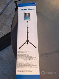 Tripod Stand x tablet 9.7-15 inch