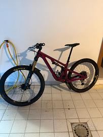 Yeti sb140 lr