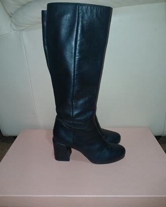 stivali neri in pelle n.36 