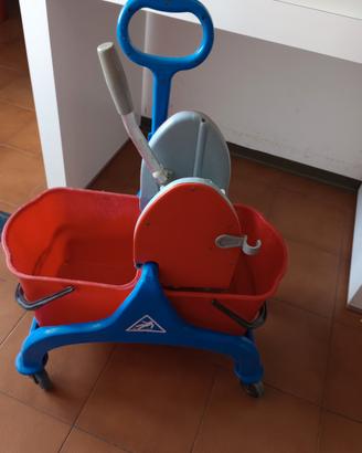 secchio per mocio 