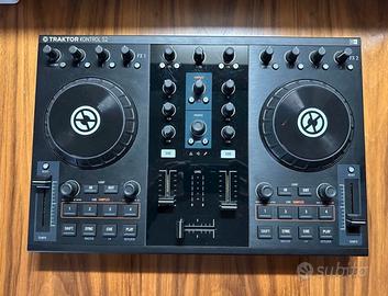 Traktor Kontrol S2 DJ Console
