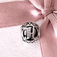 Charm pandora lettera H in pavé scintillanti