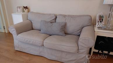Divano 3 posti Ikea