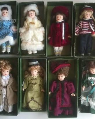 32 Bambole Dolls' House Collection