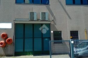 CAPANNONE A BOVISIO-MASCIAGO