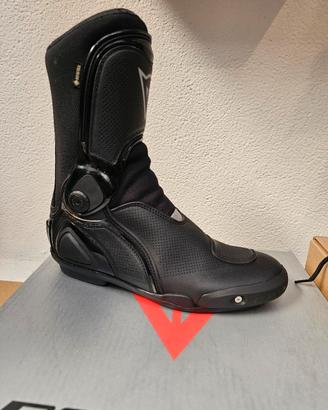 Srivali moto dainese