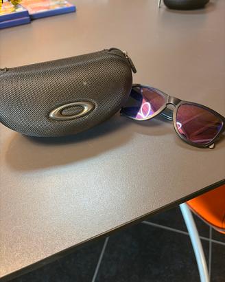 Oakley Frogskins Matte Black Violet Iridium 24-298