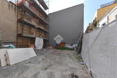 MULTILOCALE A CAGLIARI