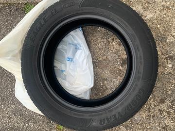 4 Gomme  Good Year estive 255/55 R19