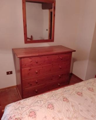 COMO' E COMODINI IN LEGNO