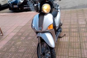 liberty 50 4t modello moc