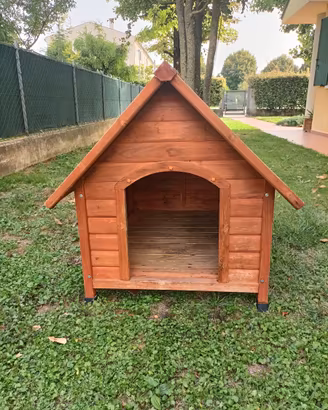 Cuccia in legno per cani taglia medio-grande