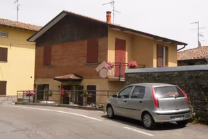 CASA INDIPENDENTE A NEVIANO DEGLI ARDUINI