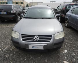 VOLKSWAGEN Passat VI 2005 Variant - PASSAT U165631