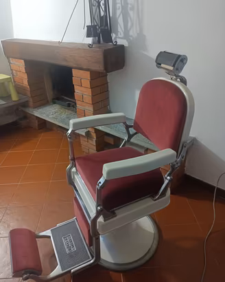 Poltrona da barbiere vintage F.lli Zerbini- Torino