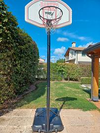 Canestro regolabile in altezza