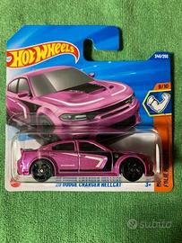 HOT WHEELS '20 DODGE CHARGER HELLCAT