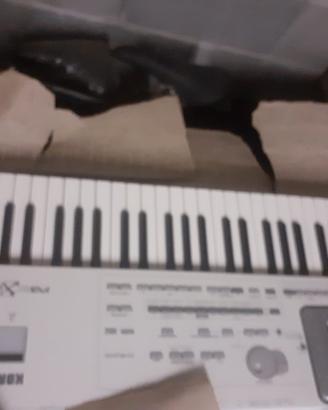 Modello korg pa2x pianola