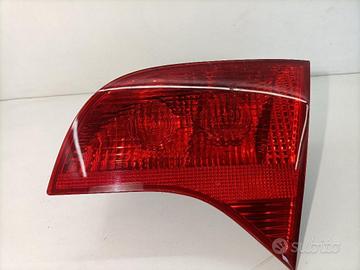 STOP POSTERIORE DESTRO INTEGRATO NEL PORTELLO AUDI