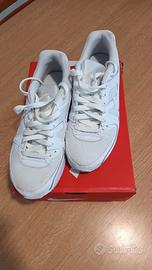 Scarpa Nike AIR MAX Commando flex bianca