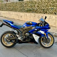 Yamaha YZF R1