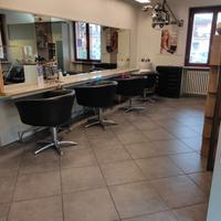 Attività di parrucchiera ben avviata