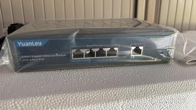 Switch Gigabit PoE 5 porte YuanLey NUOVO