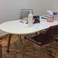scrivania  bianca ikea