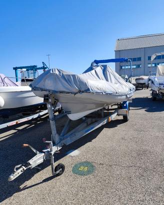 JOKER BOAT 540 CON SUZUKI 40 CV