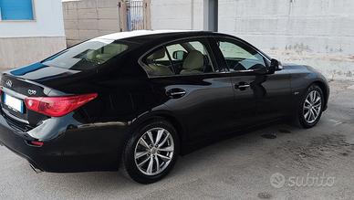 Infiniti Q50 2.2 diesel 170CV dell'anno 2014