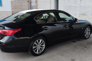 Infiniti Q50 2.2 diesel 170CV dell'anno 2014